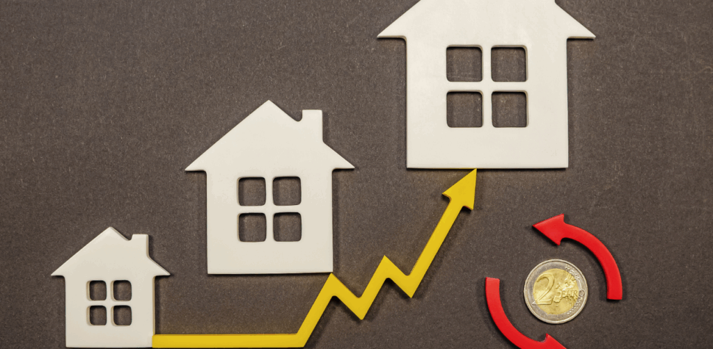 Arrow points upward across house icons, showing rising real estate value