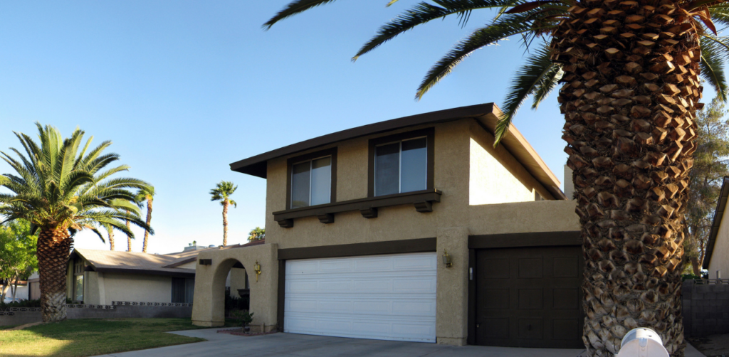 Homes Near the Neon Museum