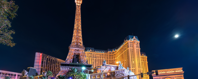 Romantic Living Homes Near the Eiffel Tower Viewing Deck in Las Vegas