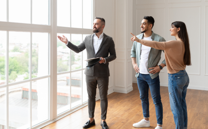 Property Manager vs Real Estate Agent: What's the Difference