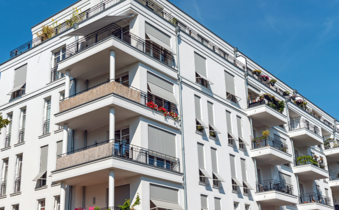 Single-Family vs. Multifamily Rentals for New Investors